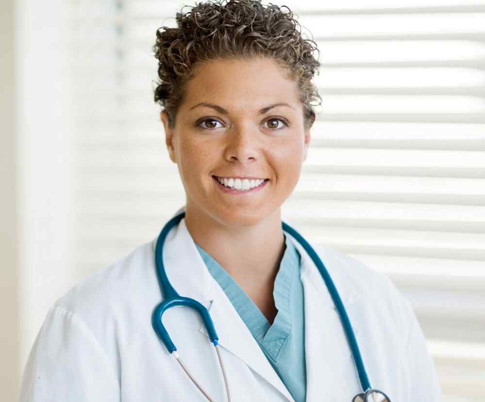 https://www.drmdentalclinique.ro/wp-content/uploads/2019/02/team_01.jpg
