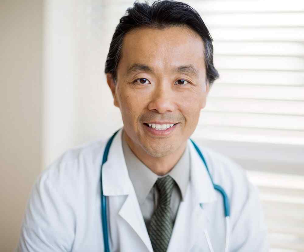 https://www.drmdentalclinique.ro/wp-content/uploads/2019/02/team_02.jpg